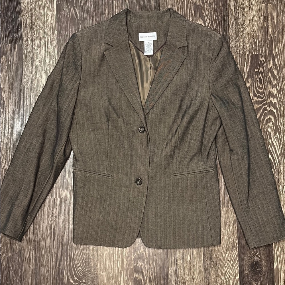 Jaclyn Smith woman’s gray brown 2 button blazer size 10